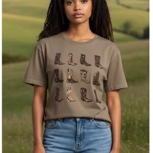 Y&F Women Tan Cowboy Boot Graphic Rhinestone T-Shirt S/M Western Short Sleeve